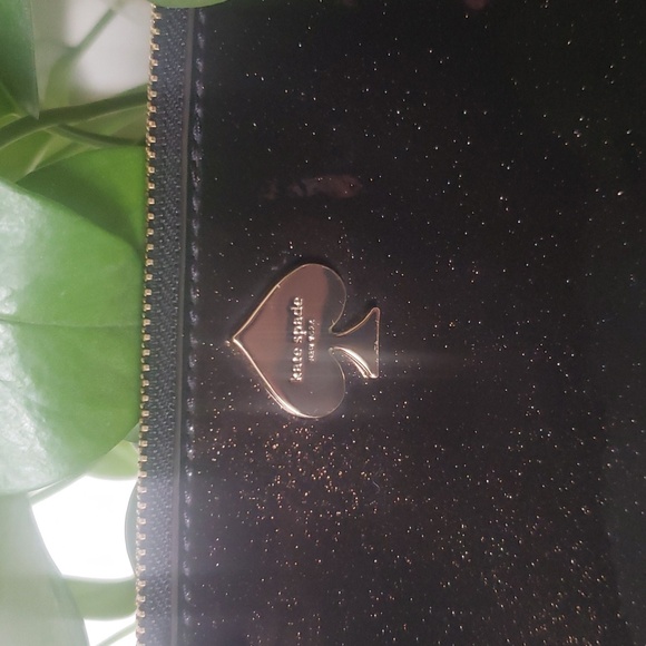 Kate Spade Georgie Glitter Bug Bow Patent Leather Zip Pouch Clutch Bag - Picture 3 of 7